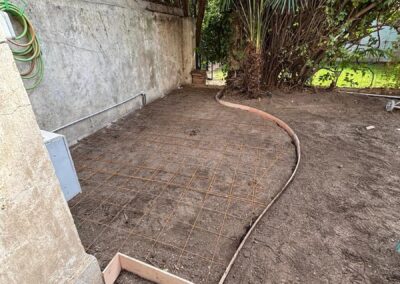 Aménagement extérieur jardin Marseille 12e – Création d’une dalle pour la future terrasse