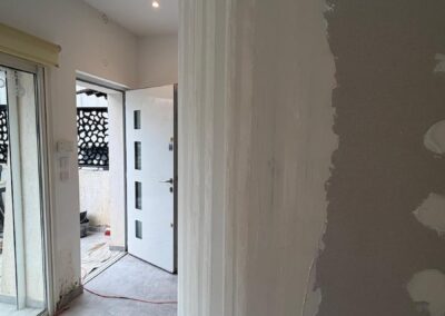 Rénovation intérieure maison Marseille 12e – dressing sur mesure